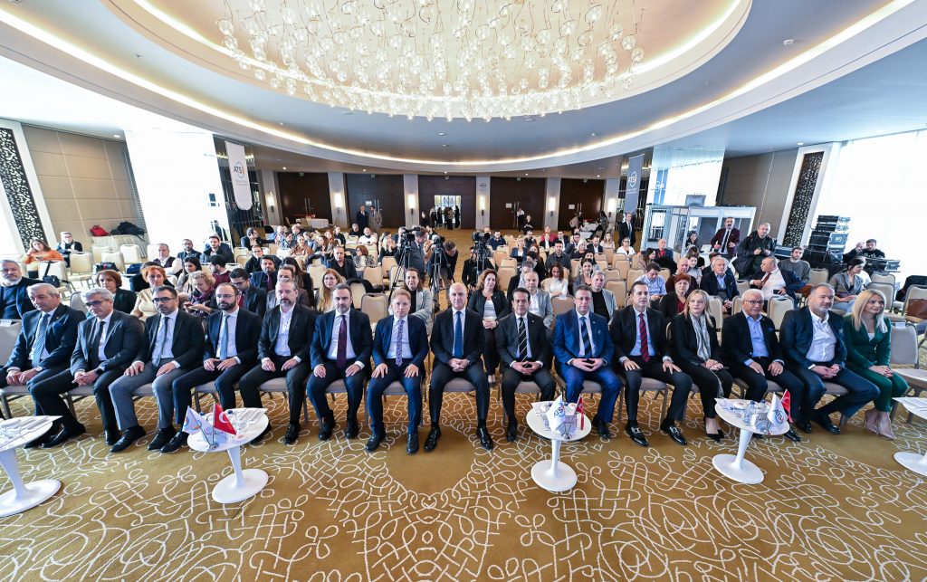 BAŞKAN ALİ BAHAR: “SAĞLIK TURİZMİNDE ÖNCÜ OLMAYI FAZLASIYLA HAK EDİYORUZ”