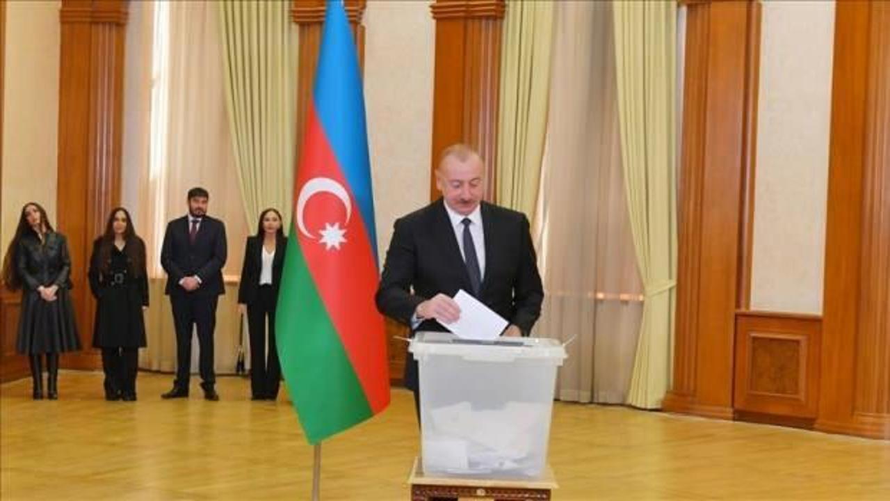 Azerbaycan sandık başında! Aliyev’den rekor oy