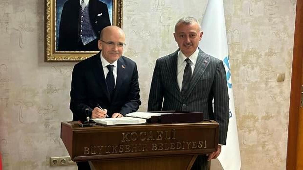 Bakan Şimşek, Kocaeli’de iş insanlarıyla buluştu