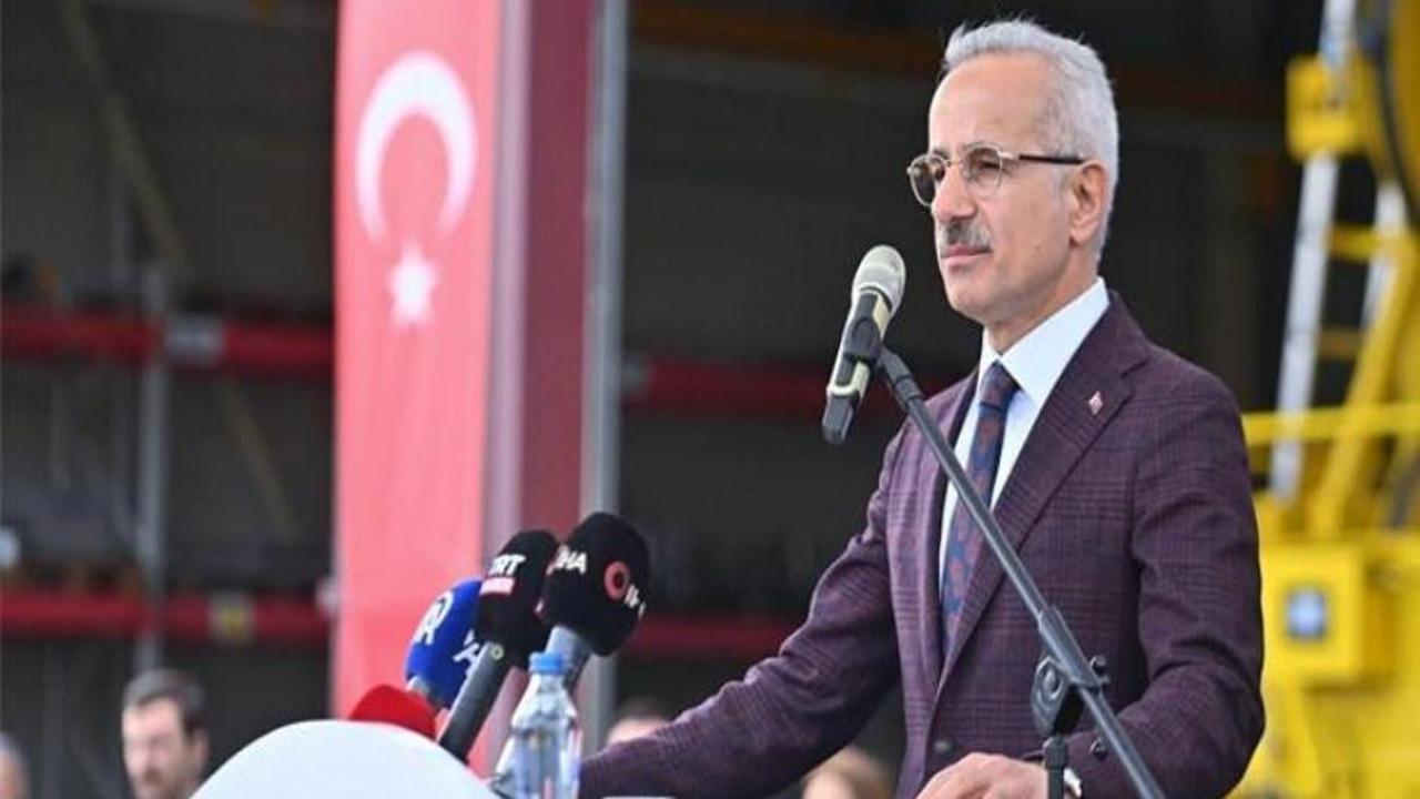 Bakanı Uraloğlu, Trabzon’da ilçe ziyaretinde bulundu