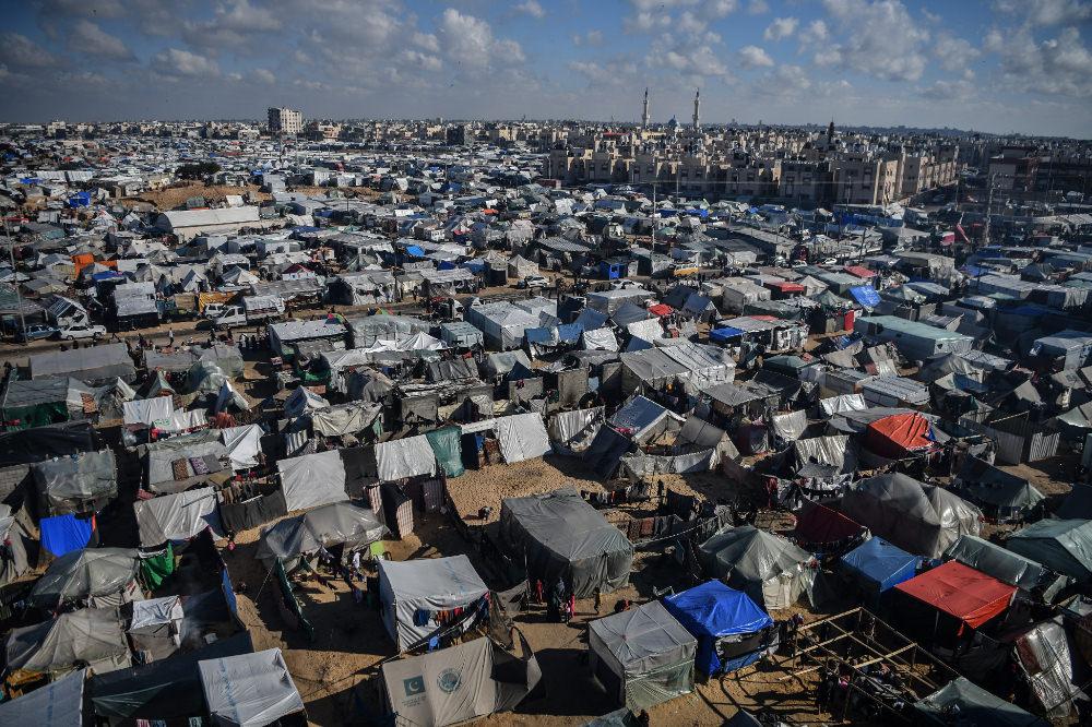 Mısır, Gazze yardımları için sınır bölgesindeki Refah'ta lojistik merkez kuruyor