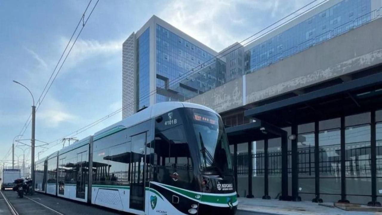 Kocaeli Şehir Hastanesi Tramvay Hattı’nda ilk test sürüşü