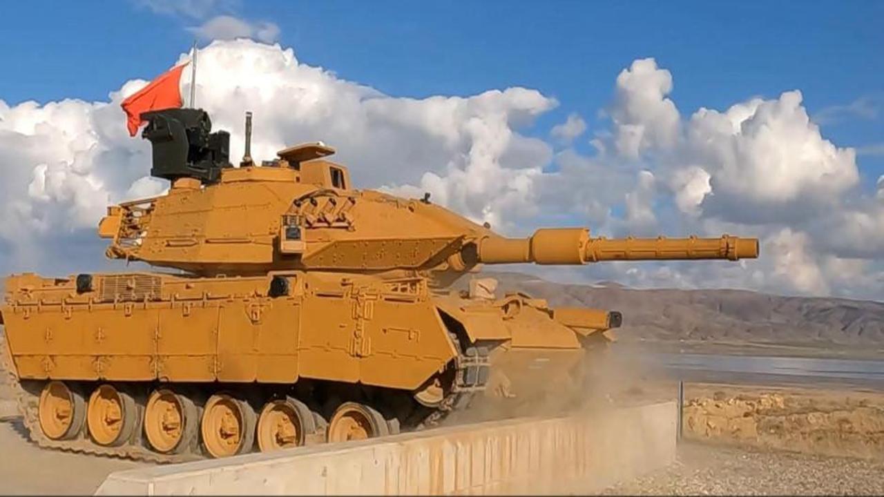Modernize edilen ilk M60T tankları teslim edildi