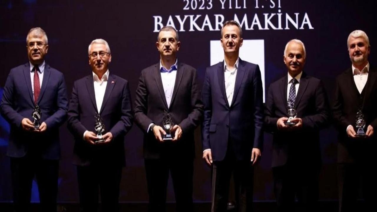 Savunma ve havacılıkta ihracat şampiyonlarına ödülleri verildi
