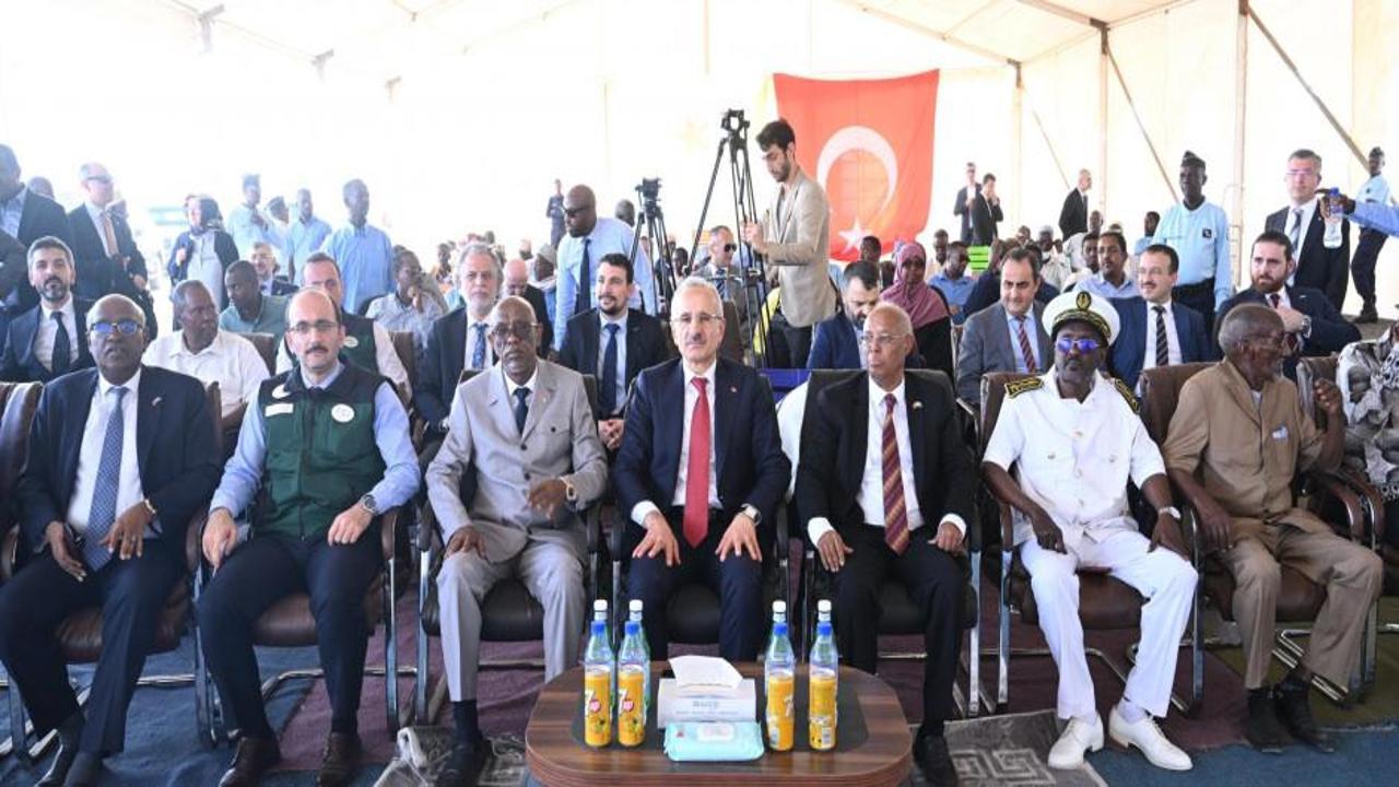 Türkiye’nin inşa ettiği “Cibuti Dostluk  Barajı” açıldı!