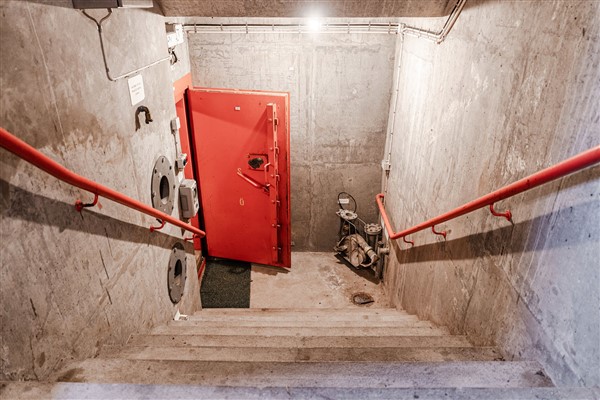 İsveç’te 500 kg’lık bombaya dayanıklı satılık sığınak