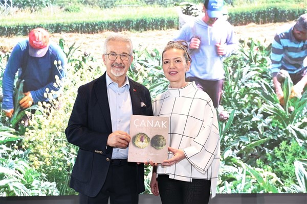 Nilüfer’de enginarlı lezzetlerin anlatan “Çanak” isimli kitap tanıtıldı