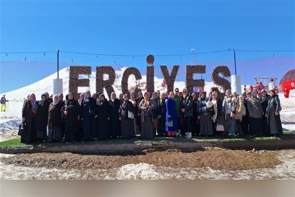 KAYMEK, Erciyes Dağı’na hiç gitmeyenler için gezi düzenledi