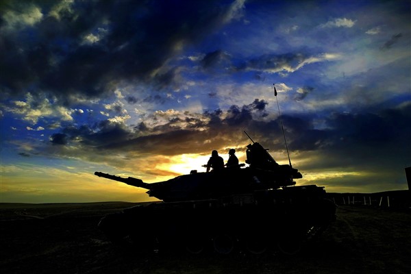 Ankara’da tank topu atışları icra edildi