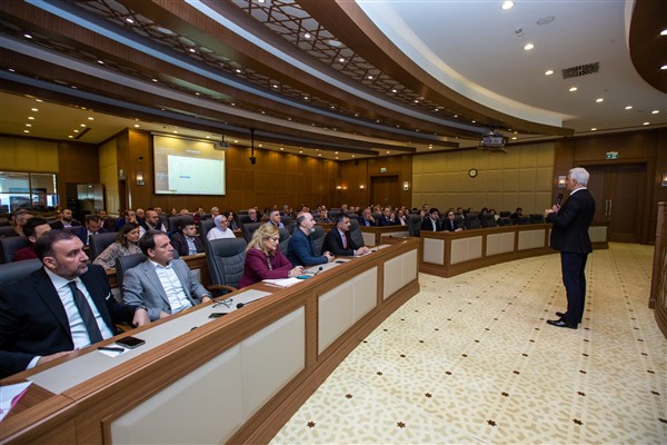 Busa’da belediye personeline “e-Belediye” eğitimi verildi