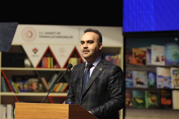 Bakan Kacır: “Tüm arzumuz; bilimi gençlerimizle buluşturmak”