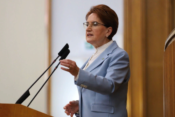 Akşener, Sinan Ateş’in ailesini ziyaret etti