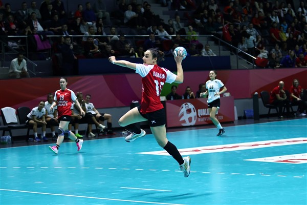 A Milli Kadın Hentbol Takımı, Bulgaristan’ı mağlup etti