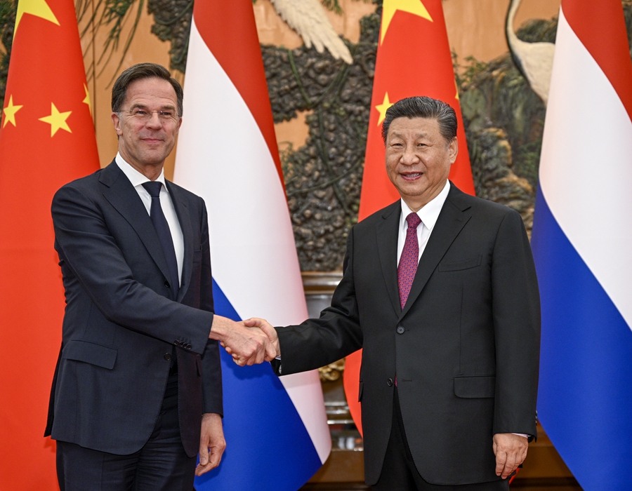 Cumhurbaşkanı Xi Hollanda Başbakanı Mark Rutte’yi kabul etti