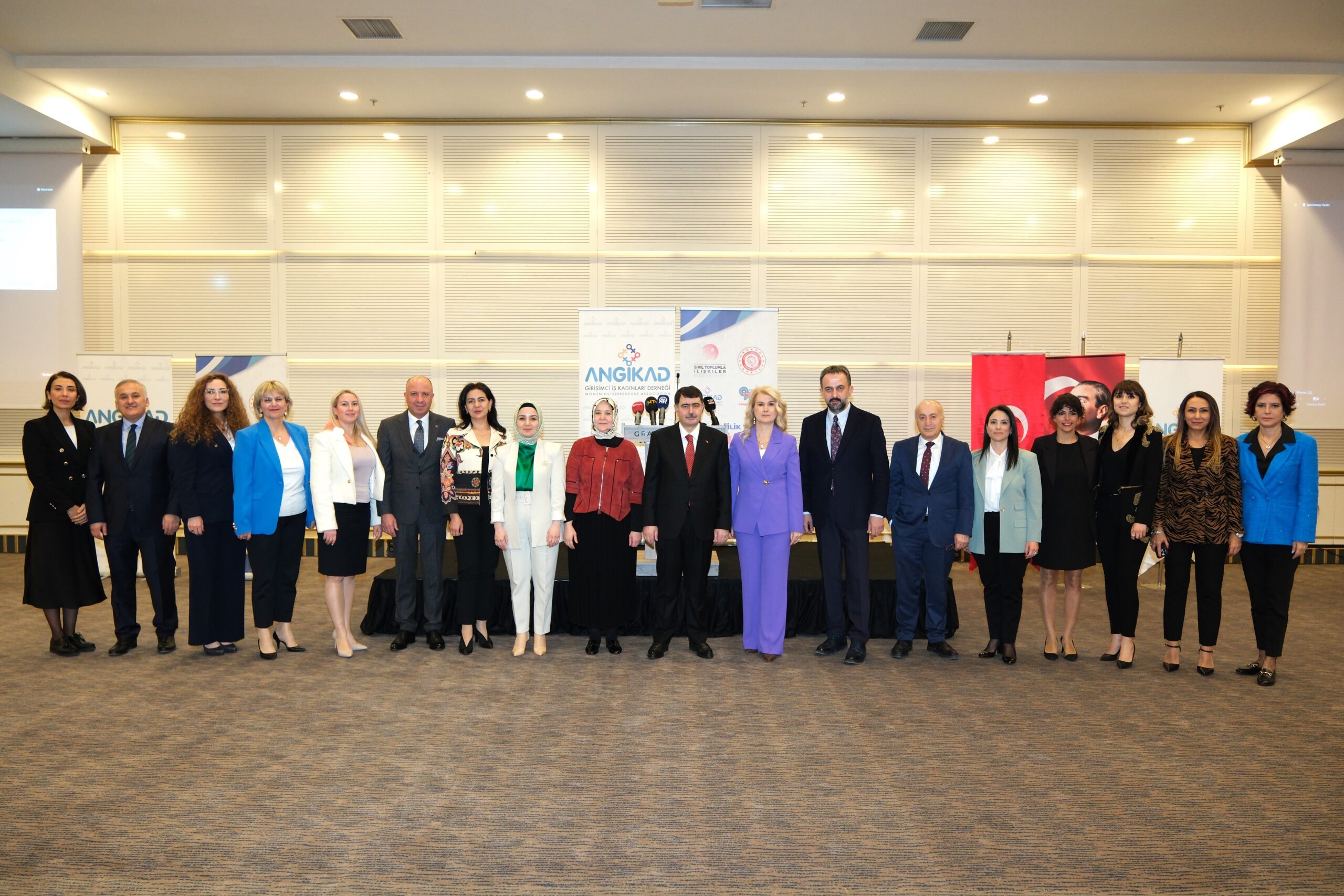 ASO BAŞKANI ARDIÇ: DEPREMDE İŞ YERLERİNİ KAYBETMİŞ KADINLARIMIZ İÇİN YAPACAĞIMIZ ÇOK ŞEY VAR