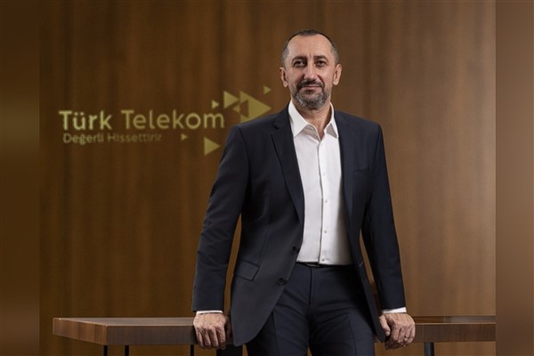 ‘Dijitalde Hayat Kolay’ projesi yeni döneminde de kadınları dijital dünyaya hazırlıyor