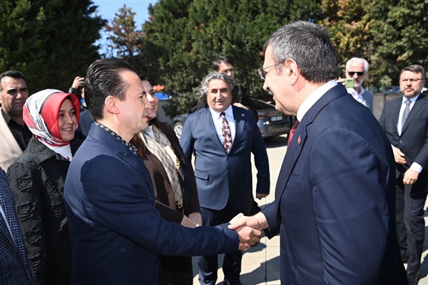 Cumhurbaşkanı Yardımcısı Yılmaz, Tuzla’da Bingöl hemşehri buluşmasına katıldı