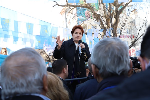 Akşener: “Suriyeliler’e para var da emeklilere mi yok!”