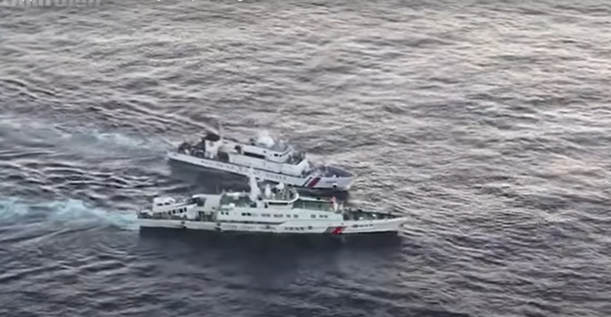 Filipinler Çin’i Güney Çin Denizi’nde “tehlikeli manevralar” yapmakla suçladı