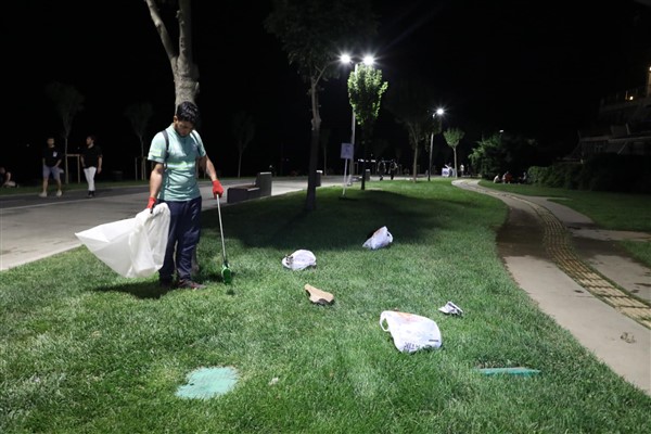 İstanbul’da bayram tatilinde bin 440 ton çöp toplandı
