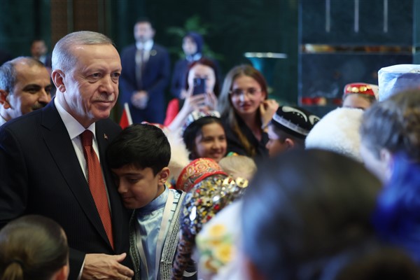 Cumhurbaşkanı Erdoğan, Beştepe’de çocukları kabul etti