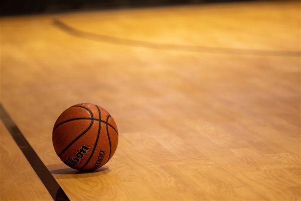 Fenerbahçe Alagöz Holding namağlup şampiyon oldu