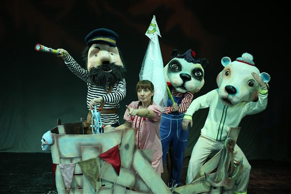 “Bobo’nun Yolculuğu” İstanbul Çocuk Şenliğinde sahne aldı