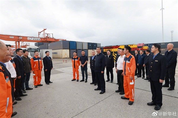 Xi Jinping, Chongqing kentinde incelemelerde bulundu