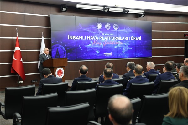 Güler, İnsanlı Hava Platformları Projeleri İmza Töreni’ne katıldı