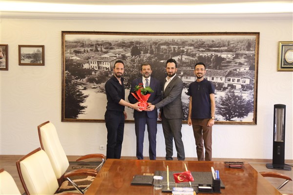 Başkan Işık, vatandaşları ağırlıyor