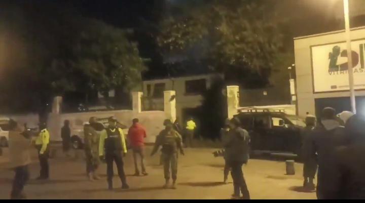 Meksika Ekvador’u Uluslararası Adalet Divanı’na şikayet ediyor