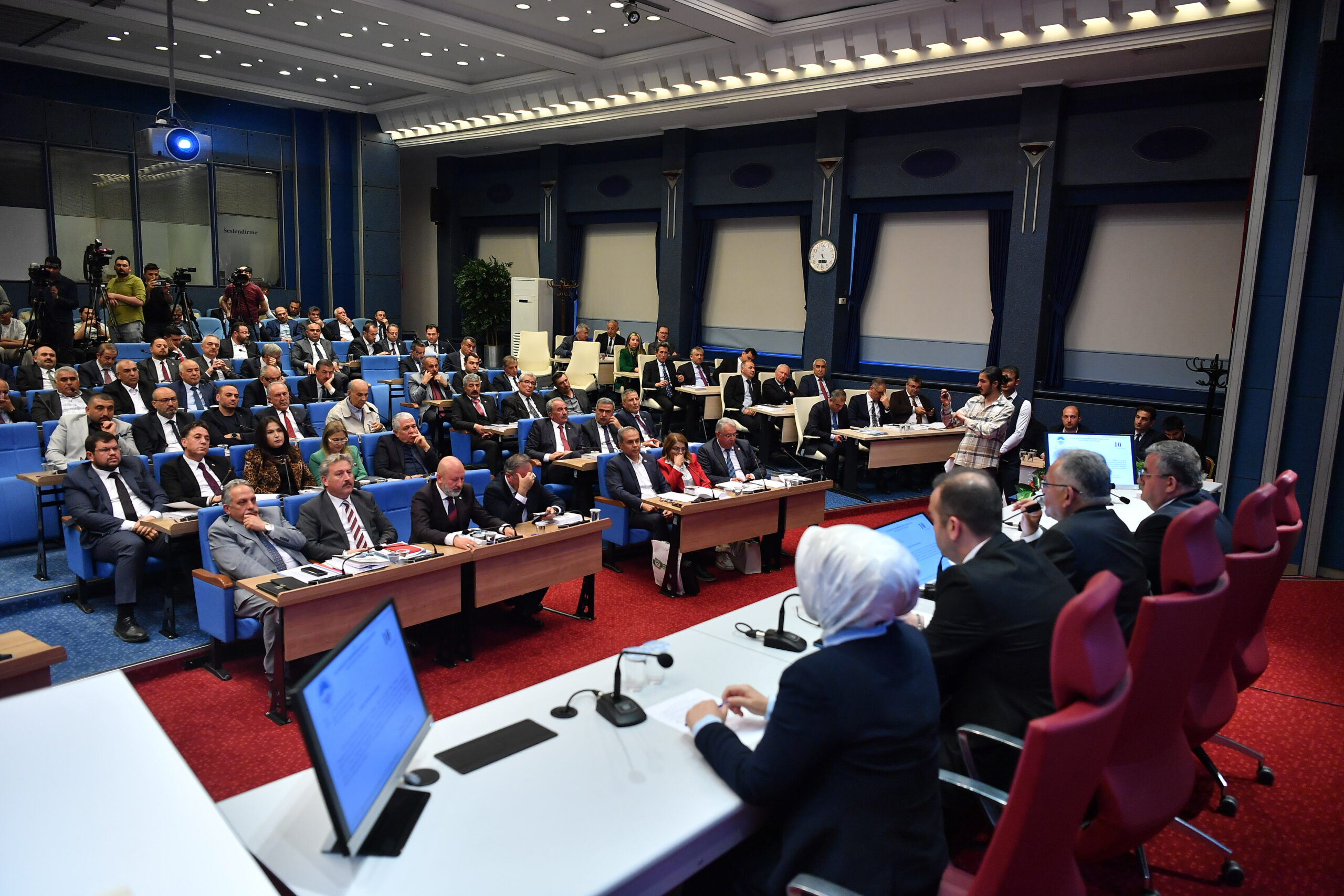 Kayseri Büyükşehir Meclisi’nden “suya yüzde 30 indirim” kararı