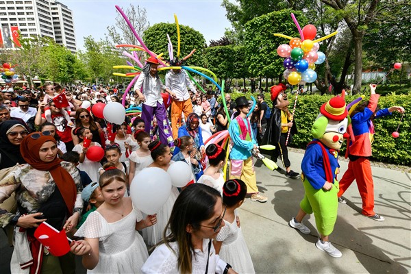 Ankara Büyükşehir Belediyesi’nden 23 Nisan’a özel çocuk şenliği