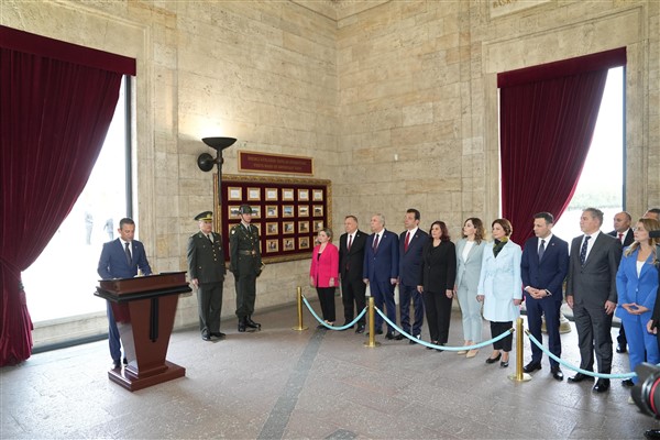 Özel: Yılmaz Büyükerşen, Eskişehir’i bir Cumhuriyet kadınına devretti