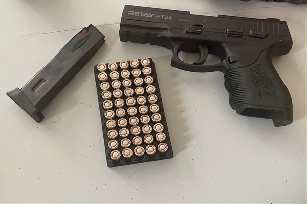 Hatay’da ruhsatsız silah ele geçirildi