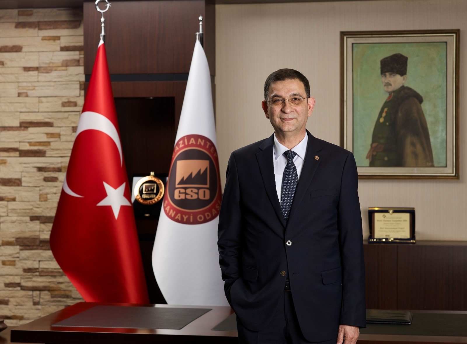 “MİLLİ EGEMENLİĞİMİZİN SEMBOLÜ OLAN TBMM’NİN AÇILIŞININ 104. YILI VE ULUSAL EGEMENLİK VE ÇOCUK BAYRAMI KUTLU OLSUN”