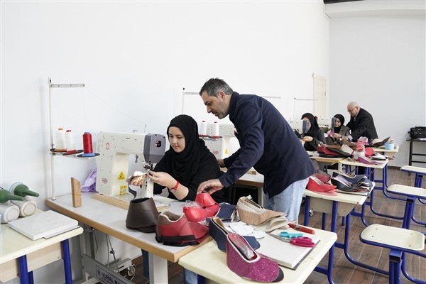 Enstitü İstanbul İSMEK’te başvurular 2 Eylül’de başlayacak