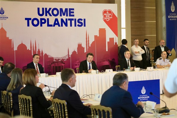 Yeni taksilere çevrim içi uygulamalarla binilebilecek