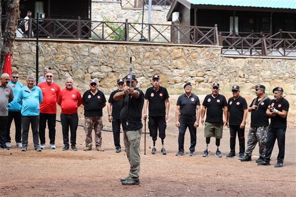 Konya Büyükşehir, Gazi Polis Özel Harekat mensupları için kamp düzenledi