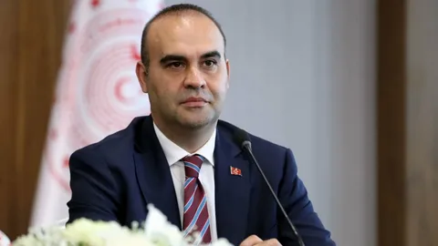 Sanayi ve Teknoloji Bakanı Mehmet Fatih Kacır: “Girişimcilerimize Destek Olmaktan Gurur Duyuyoruz”