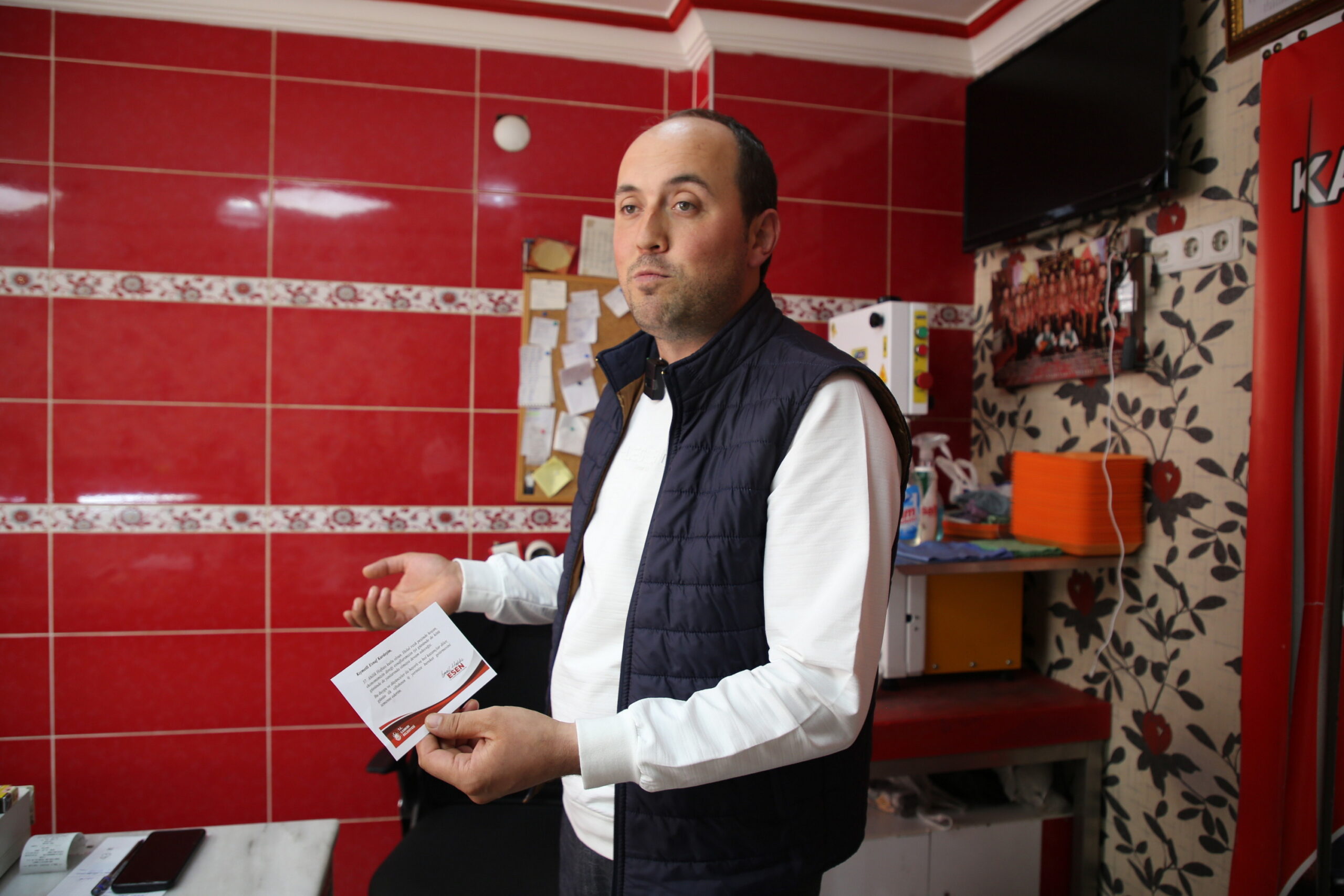 Başkan Esen’den esnafa siftah parası