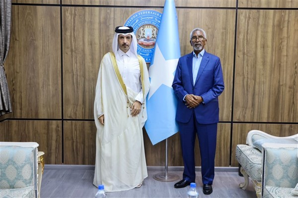Somali Senato Başkanı Abdullahi, Katar’ın Somali Büyükelçisi Al Nuaimi ile görüştü