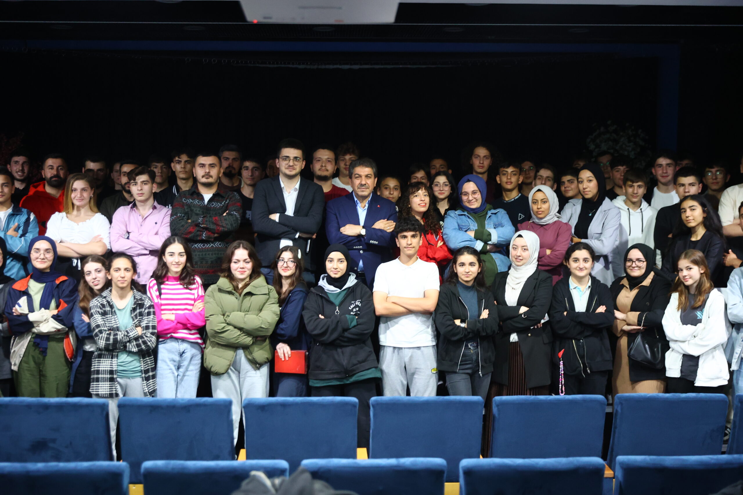 Esenler Belediyesinden “Eğitim Destek Paketi”