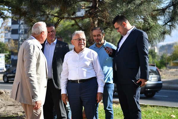 Başkan Büyükkılıç, altyapı ve asfalt yenileme çalışmalarını inceledi