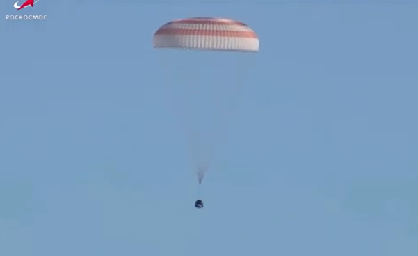 Rus kozmonotlar, ISS’de rekor sürenin ardından Dünya’ya döndü