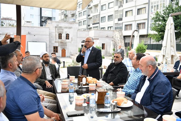 Başkan Büyükkılıç, ‘Aileler, Sabah Namazında Buluşuyor’ programına katıldı