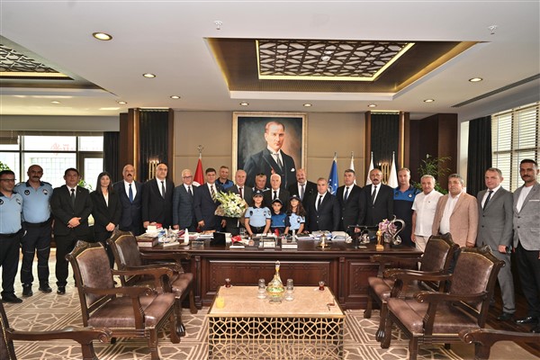 Başkan Bozbey, zabıta birimlerinin yöneticileri ve personeli ile bir araya geldi