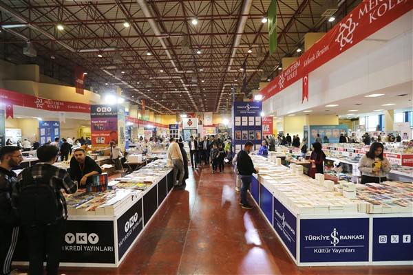 7. Kayseri Kitap Fuarı devam ediyor