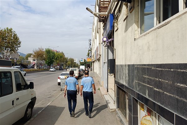 Bursa Büyükşehir Belediyesi zabıta ekiplerinden seyyara geçit yok