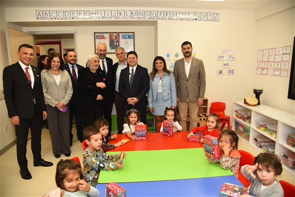 Kadıköy’de Müjdat Gezen Çocuk Yuvası açıldı